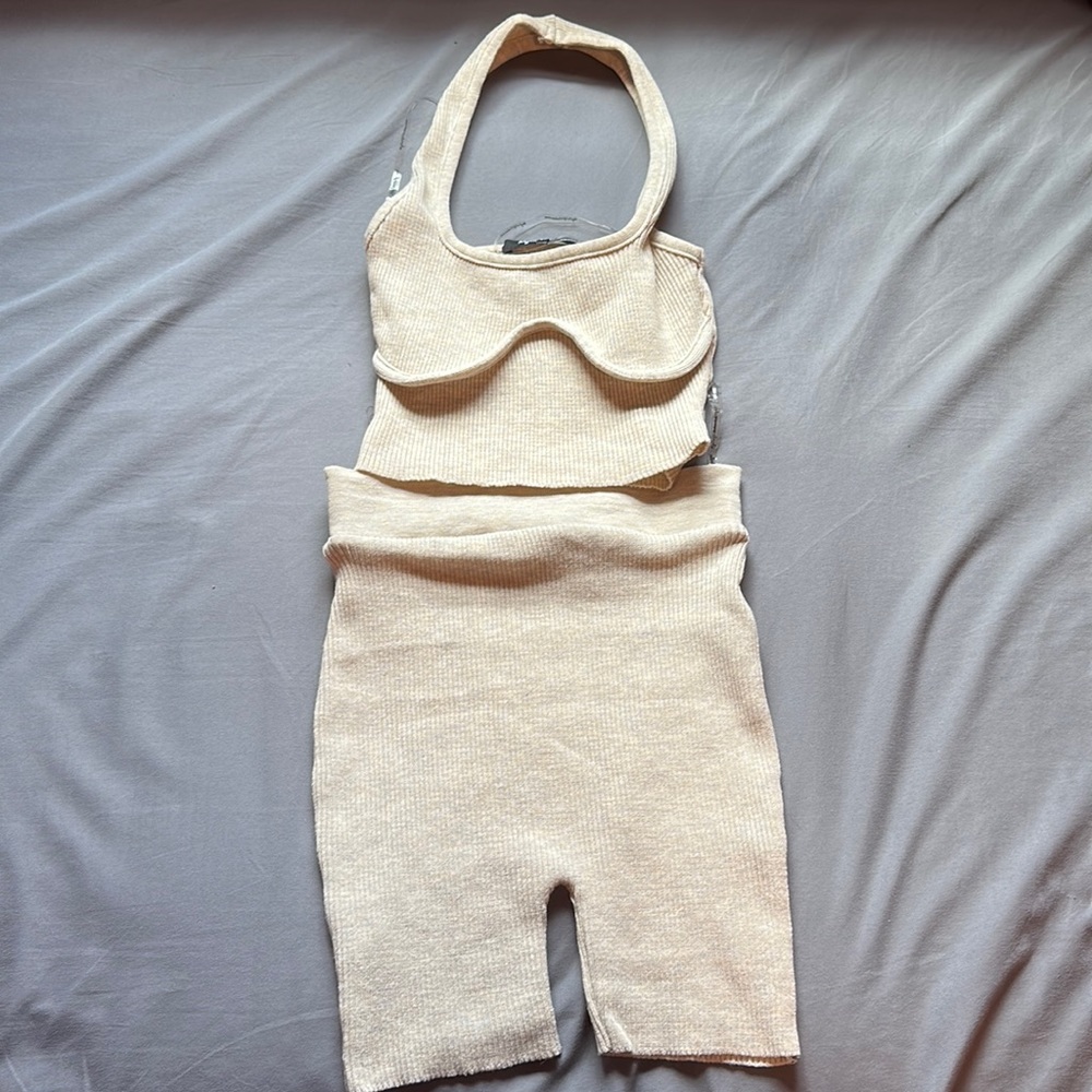 2 Piece Set